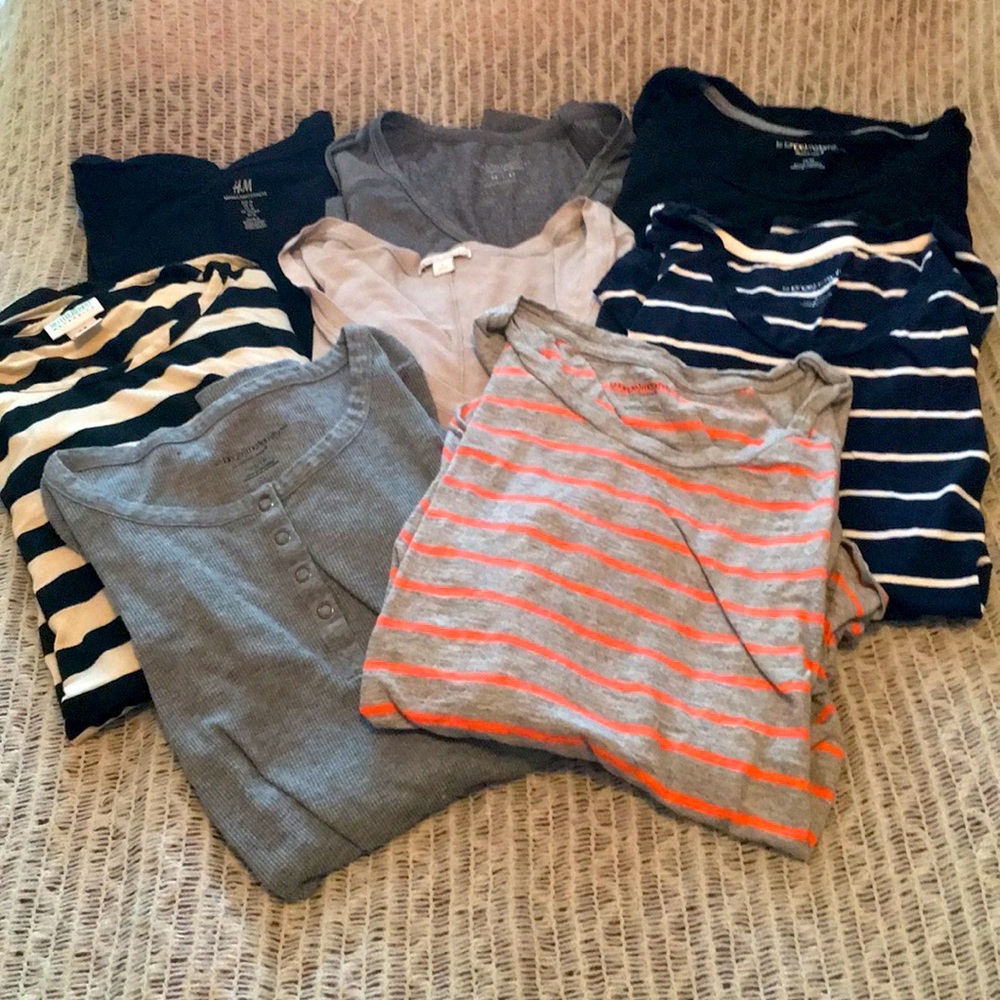 Lot of 8 long sleeved maternity tops
